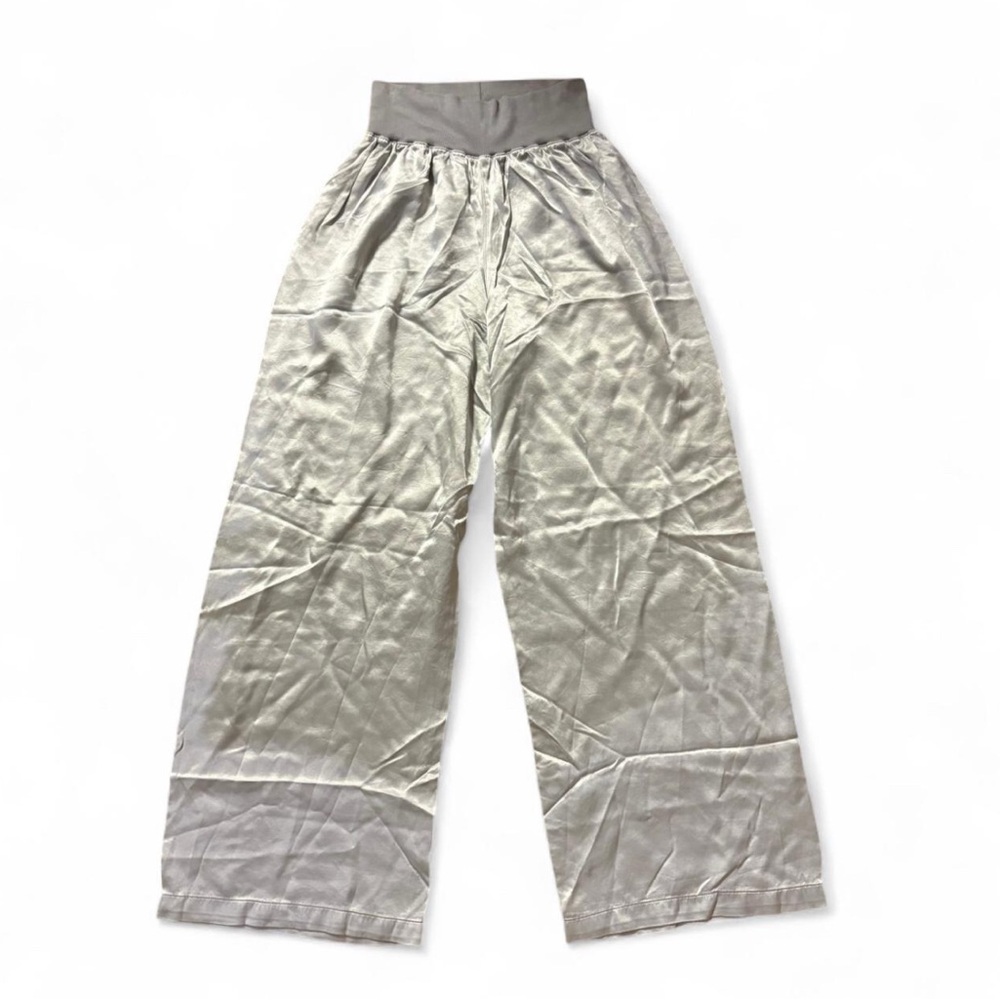 PJ HARLOW Lola Satin Lounge Pants Silk Silver Sz Small